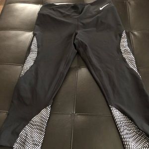 Nike leggings